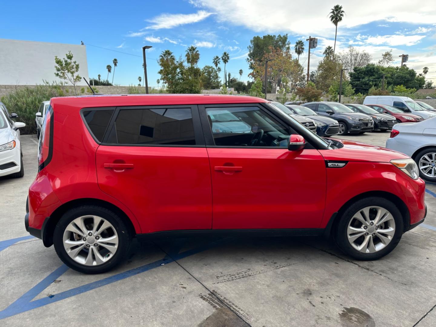 2014 RED /Black Kia Soul (KNDJP3A51E7) , located at 30 S. Berkeley Avenue, Pasadena, CA, 91107, (626) 248-7567, 34.145447, -118.109398 - Looking for a reliable and affordable vehicle in Pasadena, CA? Explore our selection of pre-owned 2014 Kia Soul + Wagon at our BHPH dealership serving Pasadena and Altadena. We specialize in bad credit auto loans and subprime credit car loan approval, making it easier than ever to get behind the whe - Photo#7